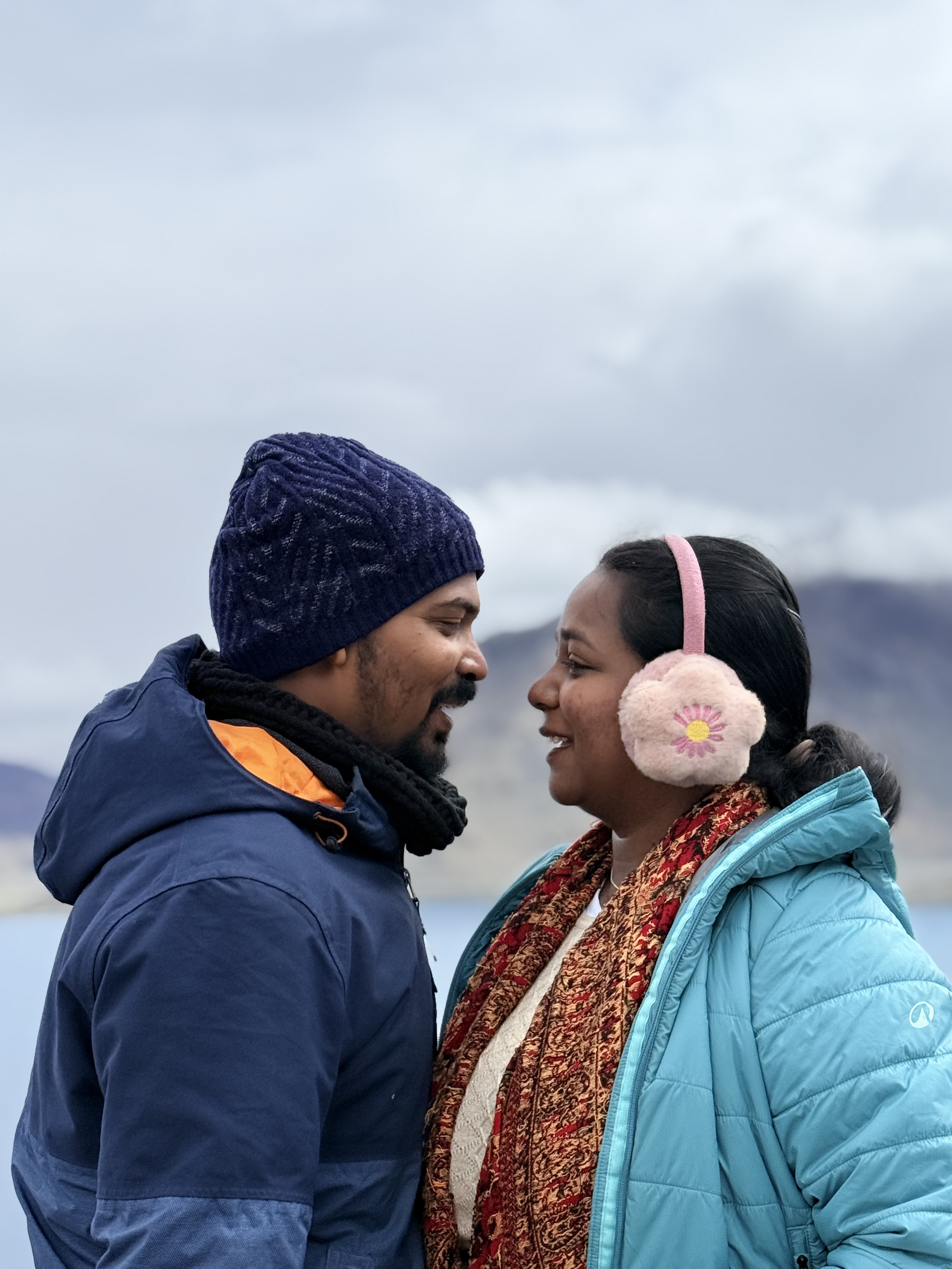 The Offbeat Aura travel couple